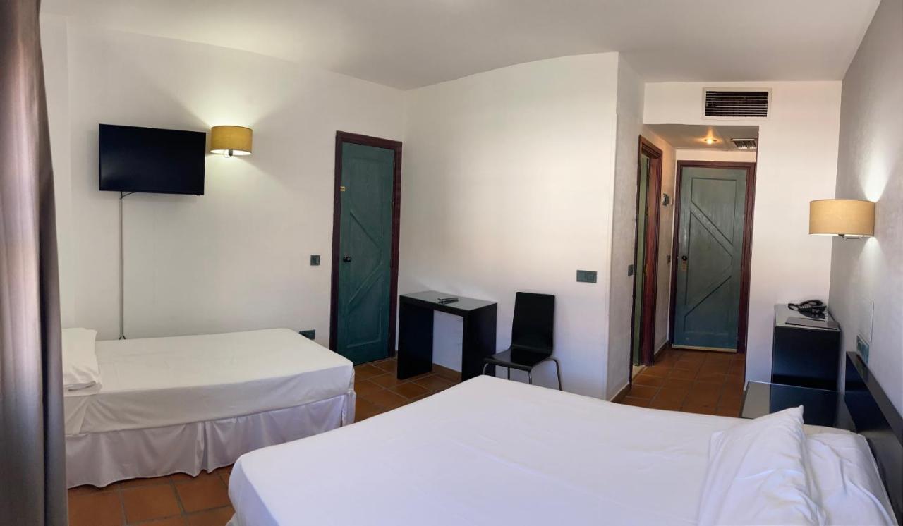 Hotel Алмагро Екстериор снимка