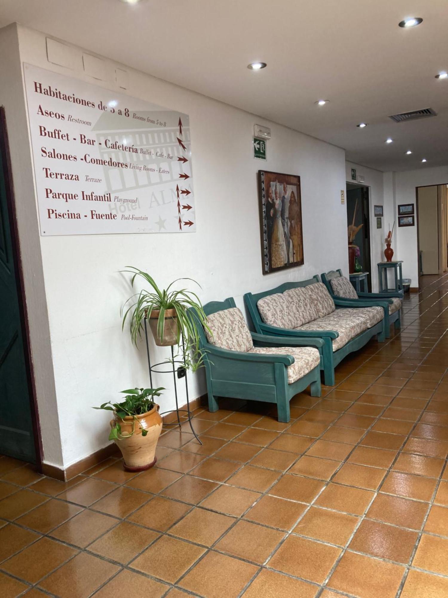 Hotel Алмагро Екстериор снимка